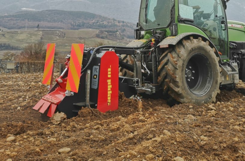 Effiziente Wurzelstockbeseitigung nach der Baumernte mit SEPPI Stubbenfräsen<br>BILDQUELLE: SEPPI M. S.p.A.