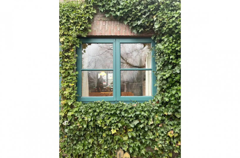 Window refurbishment by Glaserei Manske<br>IMAGE SOURCE: Glaserei Manske
