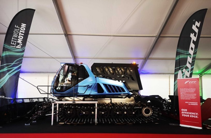 FPT INDUSTRIAL treibt das weltweit erste Pistenfahrzeug mit einem Wasserstoff-Verbrennungsmotor, dem brandneuen XC13 an<br>BILDQUELLE: FPT Industrial