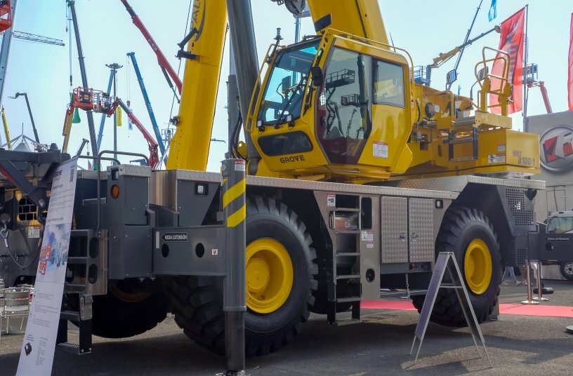 The Grove GRT8100-1 rough-terrain crane was presented to the Italian public for the first time during GIS 2023.<br>IMAGE SOURCE: GIS