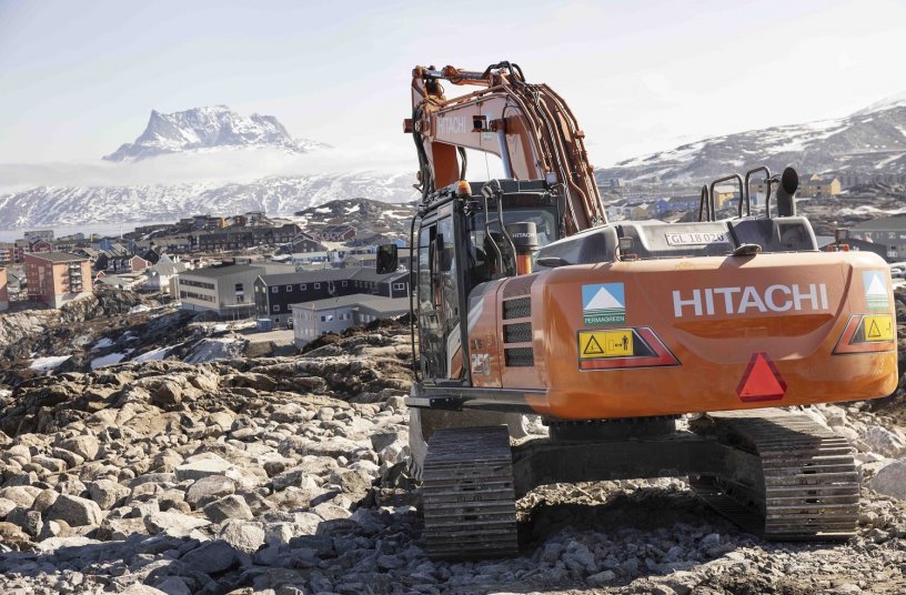 First Zaxis-7 in Greenland is versatile in tough conditions<br>IMAGE SOURCE: Hitachi Construction Machinery (Europe) NV