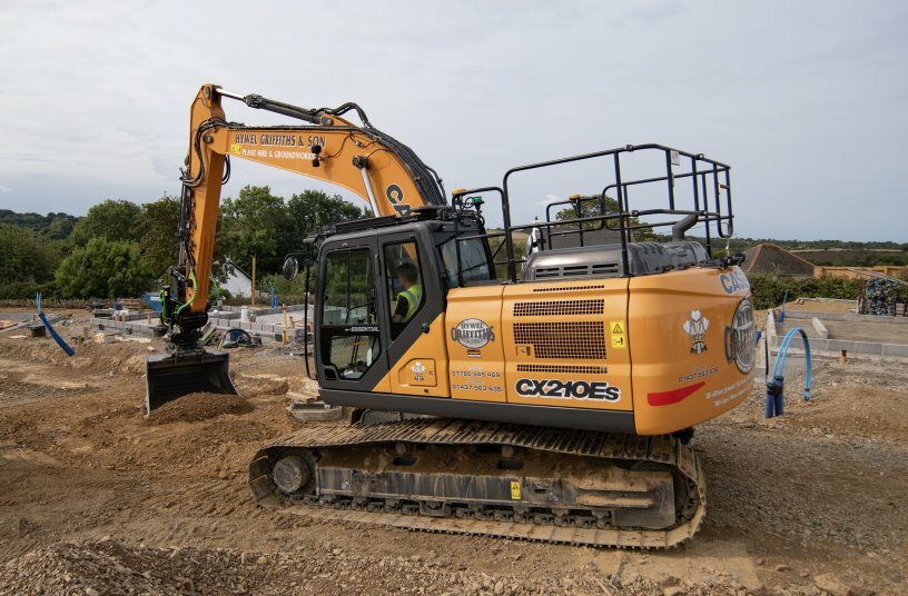 CASE CX210E-S<br>IMAGE SOURCE: CASE Construction Equipment