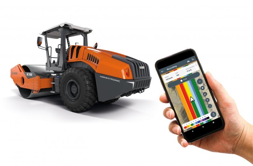 The Smart Doc app from Hamm makes it very easy to create compaction reports for self-monitoring and documentation.<br>IMAGE SOURCE: WIRTGEN GROUP