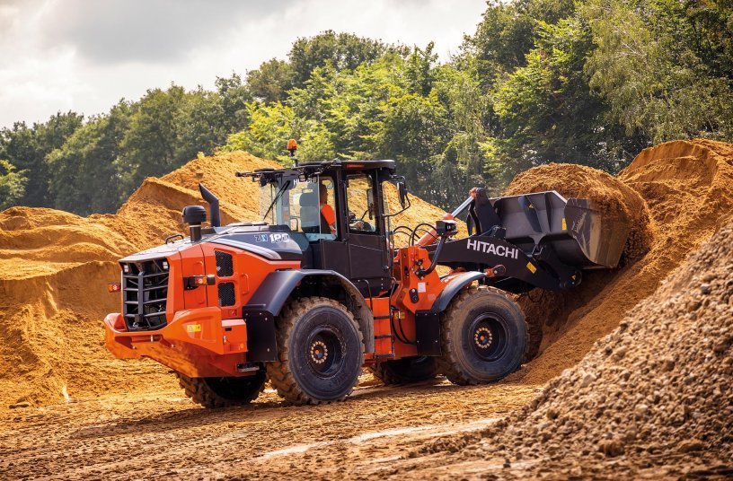 Hitachi ZW1807 wheel loader puts customers in control LECTURA Press
