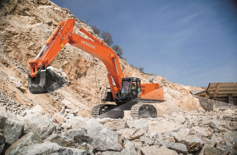 hitachi_zx890lch_7_excavator_0