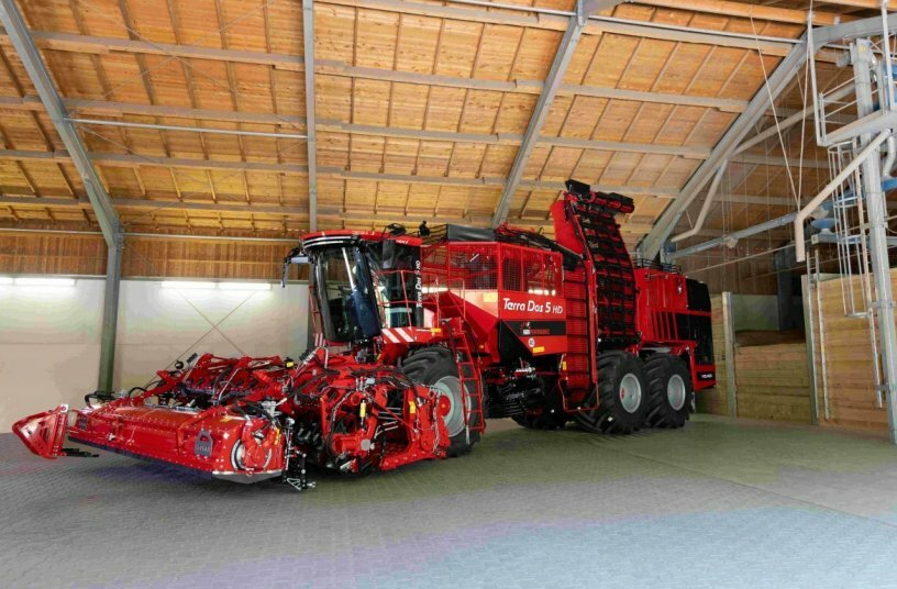 HOLMER Maschinenbau and Zeppelin Power Systems Present the New Terra Dos 5 High Performance with Caterpillar C18 ACERT Engine