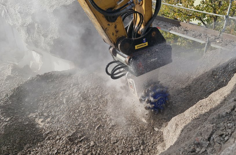Using the excavator with a drum cutter attachment created significantly lower vibration levels than when using a hydraulic breaker.<br>IMAGE SOURCE: KEMROC