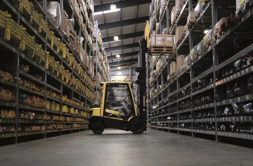Hyster Stapler-A-Serie Warehouse<br>IMAGE SOURCE: Hyster Europe