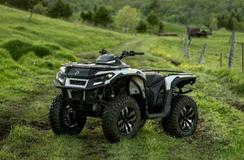 Traxter HD11<br>IMAGE SOURCE: Can-Am