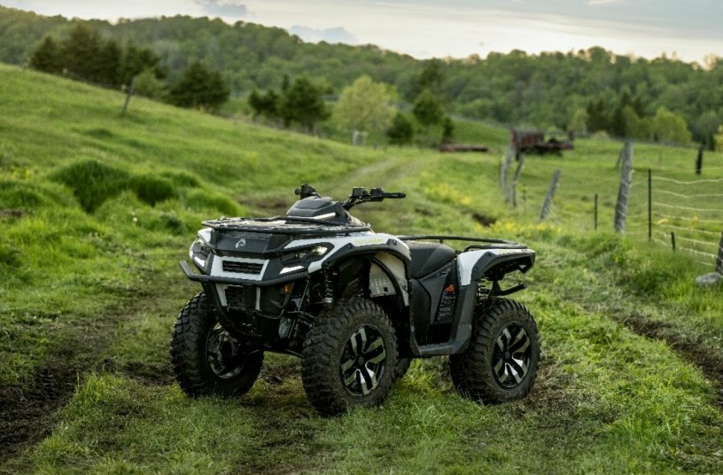 Can-Am presents the all-electric Outlander and the new Traxter HD11<br>IMAGE SOURCE: Can-Am