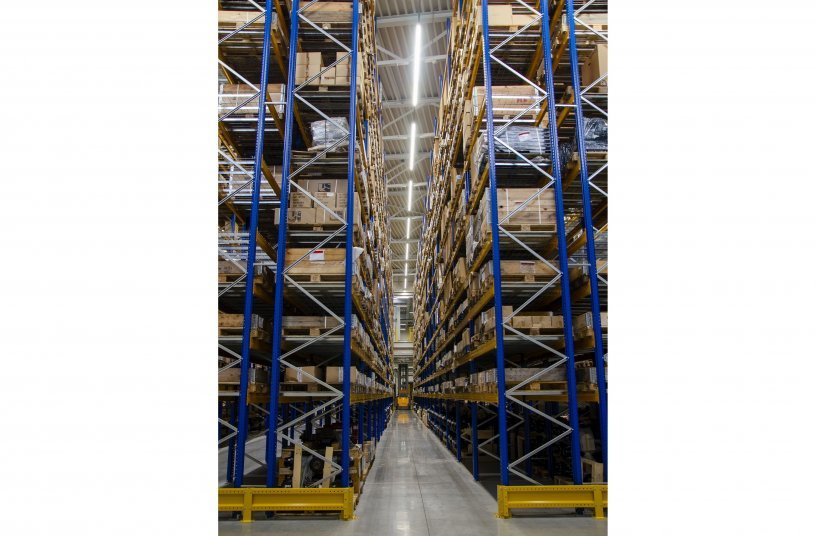New warehouse <br> Image source: TOBROCO-GIANT 