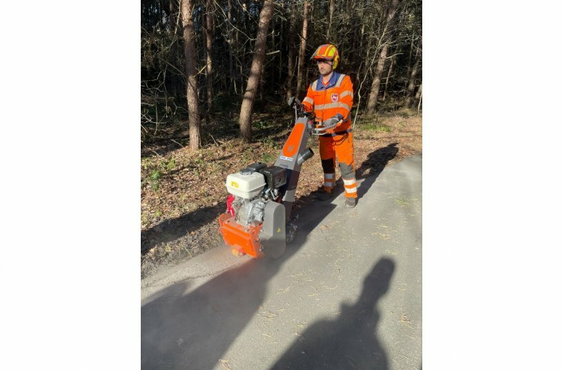 Buckelpisten auf kommunalen Radwegen beseitigen<br>BILDQUELLE: Husqvarna