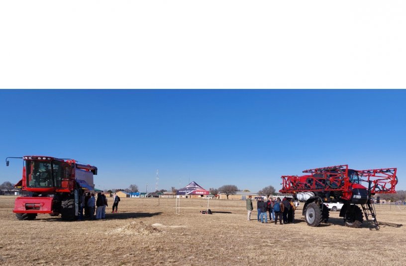 Training - Axial-Flow 4088 and Patriot Sprayer<br>IMAGE SOURCE: Case IH; CNH Industries