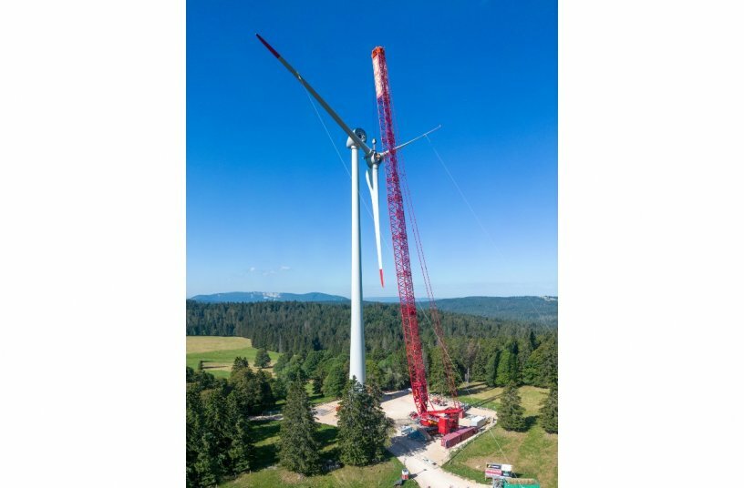 Emil Egger AG is erecting wind turbines in the Swiss Jura using a Liebherr LR 11000.<br>IMAGE SOURCE: Liebherr-Werk Ehingen GmbH