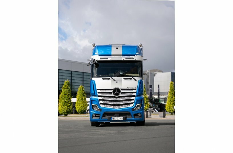 Actros L Edition 3<br>IMAGE SOURCE: Daimler Truck AG