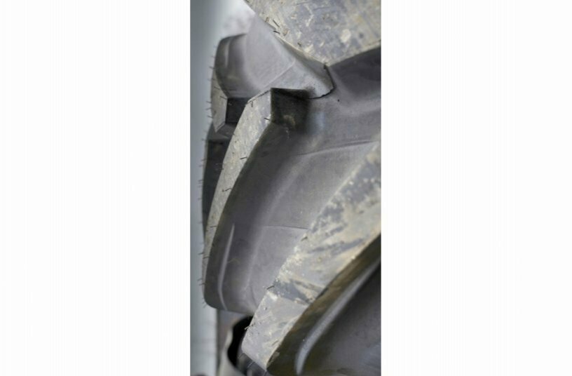 AG ll Lugs<br>IMAGE SOURCE: Alliance Tire Europe B.V.; Yokohama Off-Highway Tires (YOHT)