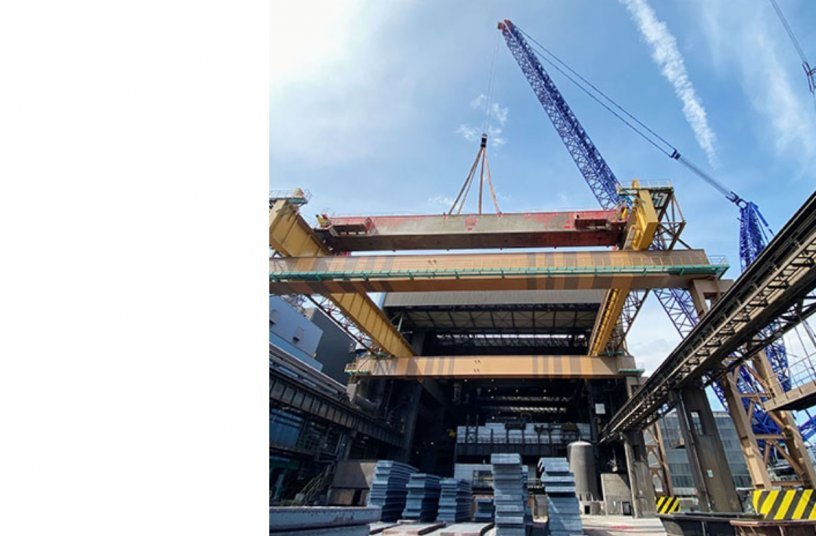 In the future, the crane girder will combine with a mobile safety wall to provide protection from the wind and weather for the extrusion casting system.<br>IMAGE SOURCE: Liebherr-International Deutschland GmbH