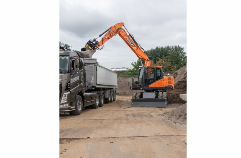 Major Performance Upgrades on Develon Wheel Excavators<br>IMAGE SOURCE: DEVELON