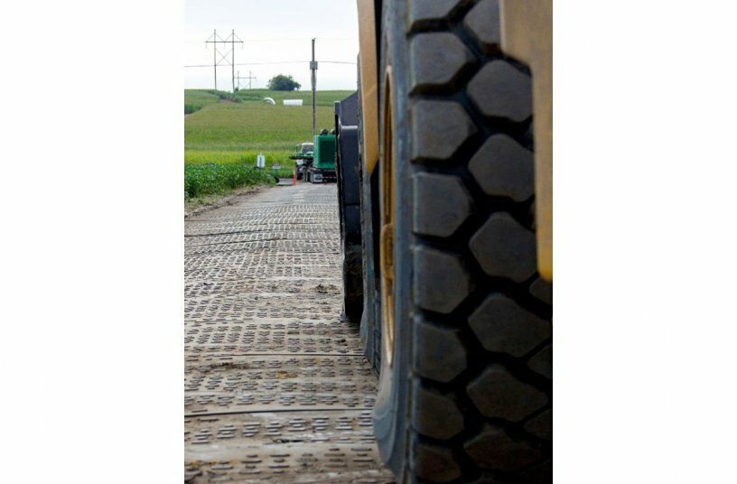 TuffTrak XL<br>IMAGE SOURCE: DICA