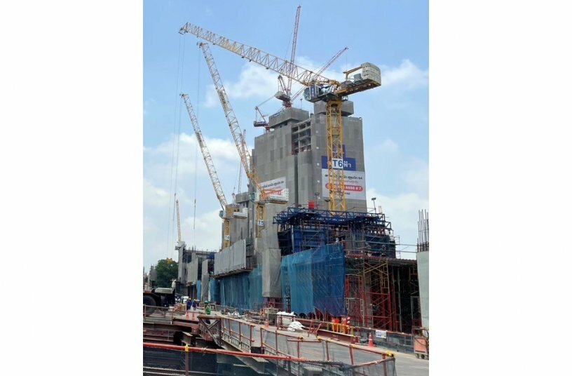 Large fleet of Potain luffing jib cranes selected for innovative skyscraper in Bangkok<br>IMAGE SOURCE: Manitowoc