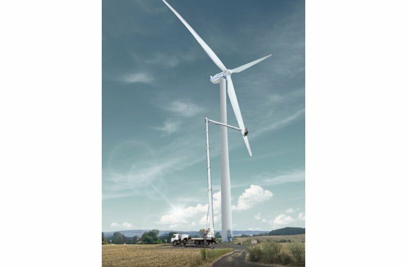 Reaching up to 90 meters, the P 900 is PALFINGER’s giant among aerial work platforms, combining maximum reach with impressive load capacity and safety.<br>IMAGE SOURCE: PALFINGER AG