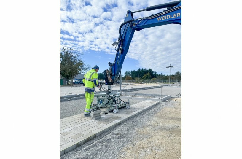 HVZ-PAVERTRON<br>IMAGE SOURCE: Probst GmbH