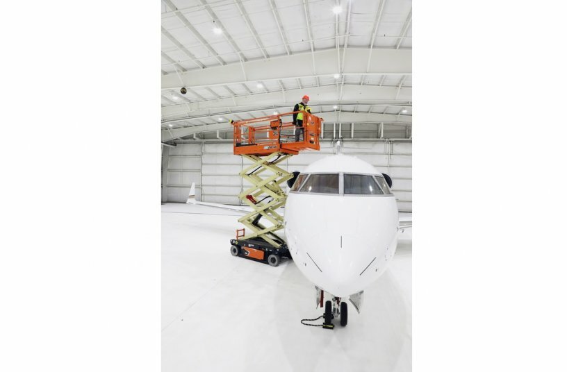 JLG ES2646 with Aviation Package<br>IMAGE SOURCE: JLG Industries, Inc.