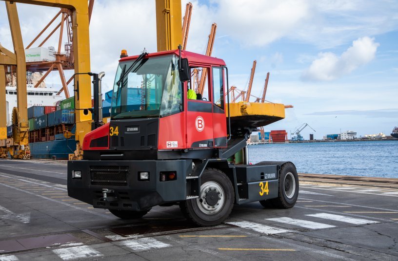 Kalmar Heavy Terminal Tractor <br> Image source: Cargotec Corporation; Kalmar 