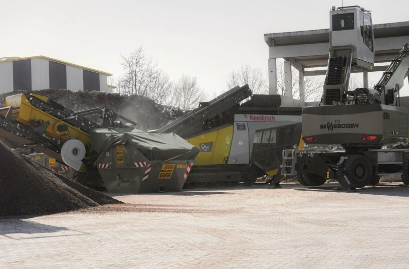 The R3e ZERO impact crusher with wind sifter crushes at zero CO2 emission.<br>IMAGE SOURCE: KEESTRACK N.V.