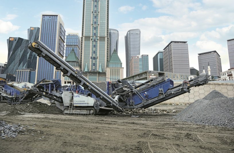 Kleemann crushing and screening plants in the Istanbul Financial Centre.<br>IMAGE SOURCE: WIRTGEN GROUP