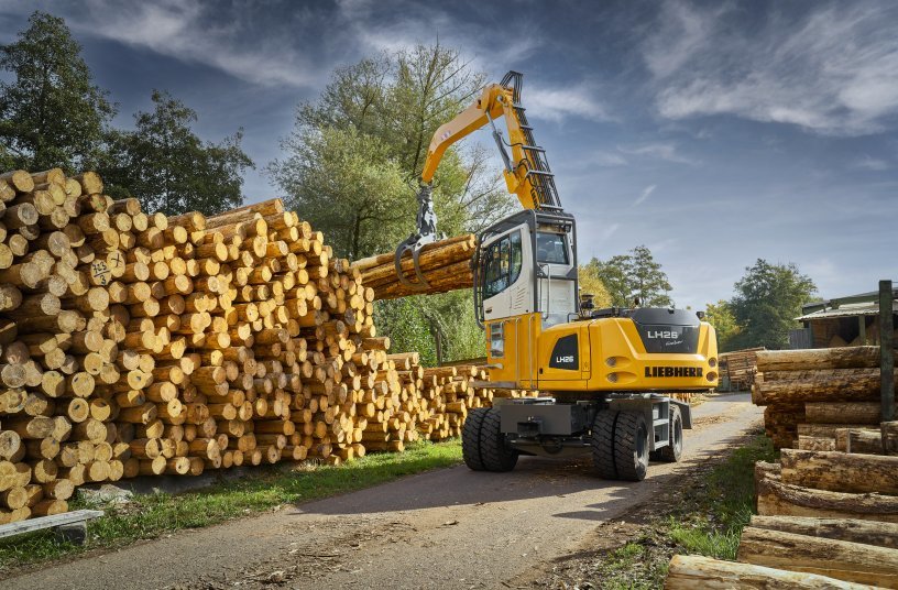 Liebherr presents new LH 26 M Timber Litronic timber truck