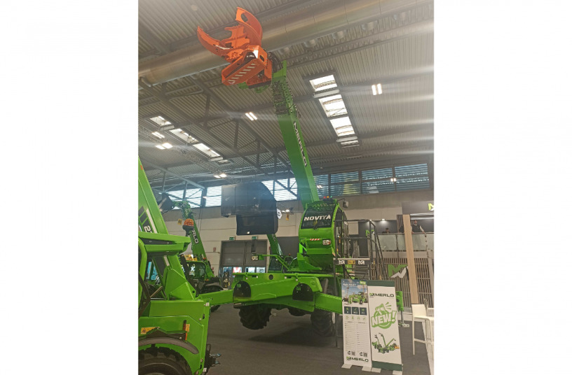 Merlo Roto 60.27 telehandler<br>IMAGE SOURCE: LECTURA GmbH