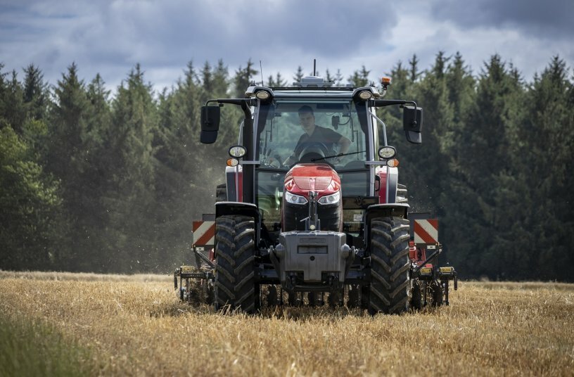 Massey Ferguson 5M Series tractor<br>IMAGE SOURCE: Massey Ferguson