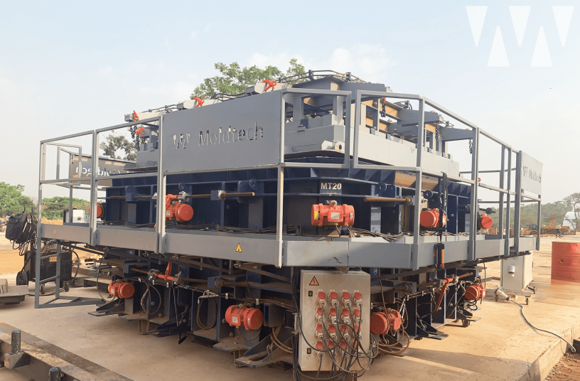 MOLDTECH MT20<br>IMAGE SOURCE: Anmopyc; MOLDTECH