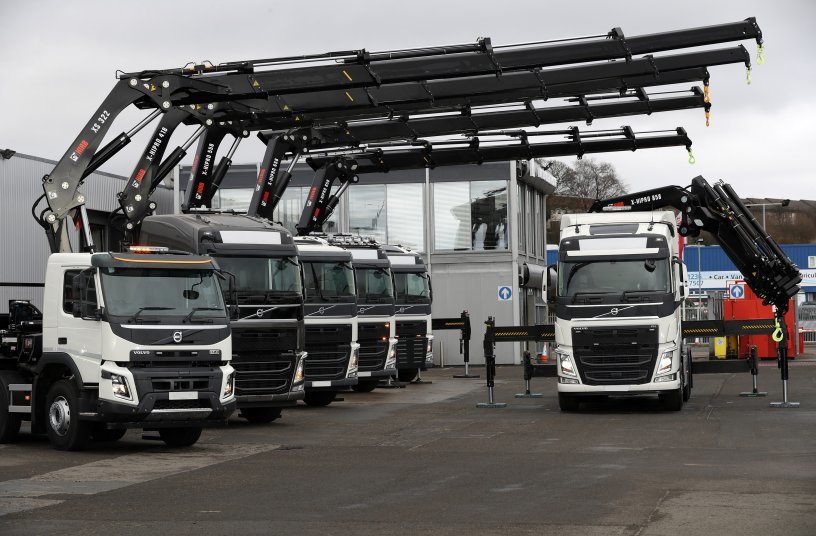 Multiple HIAB loader cranes <br> Image source: Cargotec Corporation; Hiab 
