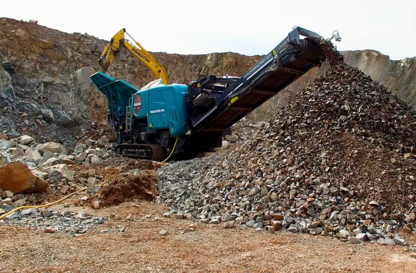 Powerscreen Premiertrak 450<br>IMAGE SOURCE: C. Christophel GmbH