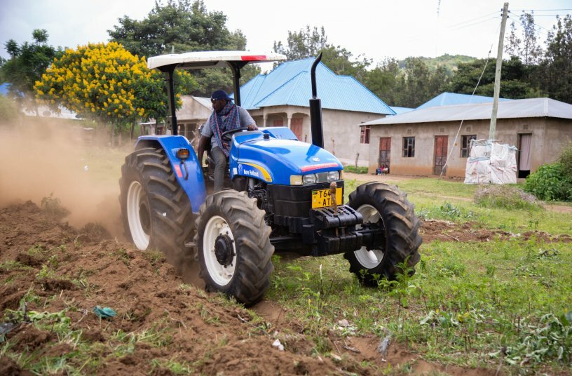 Ground-breaking partnership between New Holland and EFTA - Equity for Tanzania - to provide 200 tractors to smallholder farmers
