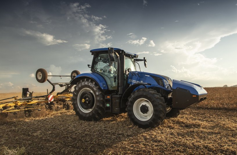 New Holland celebrates successful Agrishow 2022 and Machine of the Year Award<br>IMAGE SOURCE: New Holland Agriculture