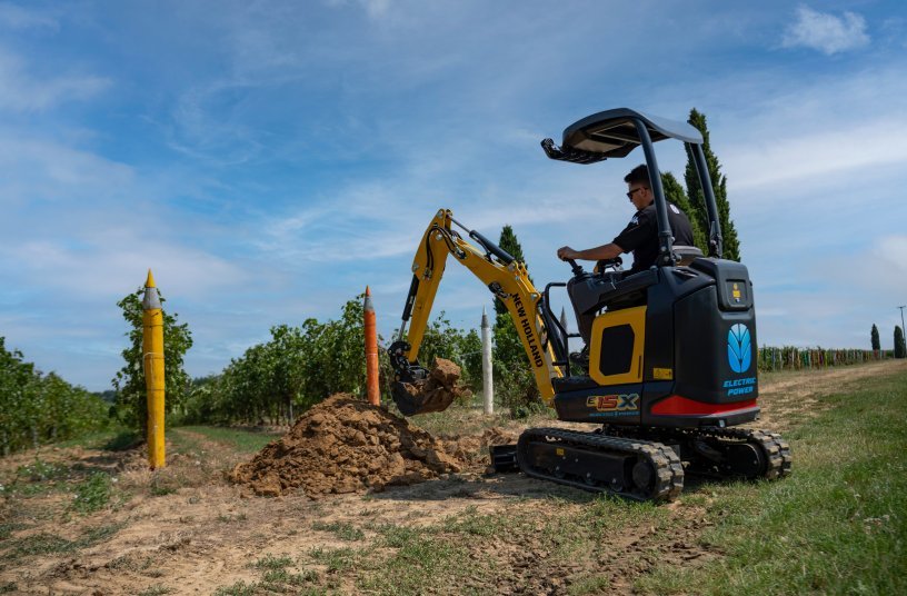 New Holland EIMA Mini Excavator<br>IMAGE SOURCE: New Holland Agriculture
