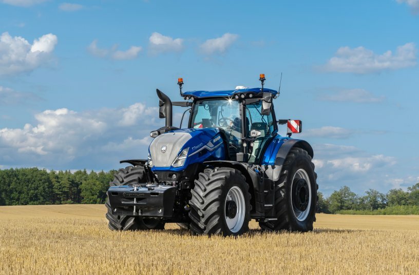 New Holland T7 440XD<br>IMAGE SOURCE: New Holland Agriculture