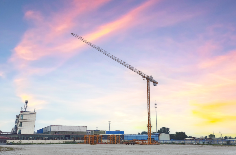 Potain MCT 105 topless tower crane<br>IMAGE SOURCE: MANITOWOC COMPANY, INC.