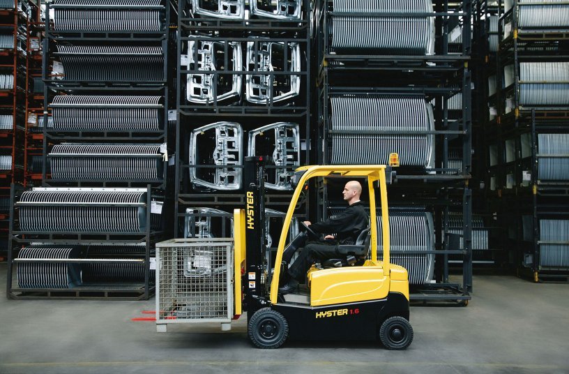 New sunlight lithium-ion batteries for Hyster® lift trucks <br> Image source: Hyster Europe