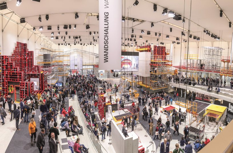 With more than 200,000 guests, the PERI exhibition hall at bauma 2022 was a visitor magnet.<br>IMAGE SOURCE: PERI SE