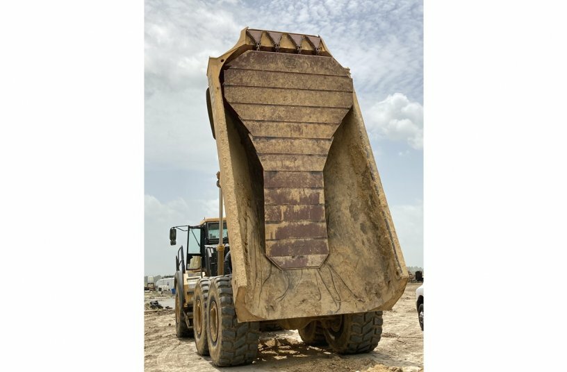 Philippi-Hagenbuch’s Load Ejector System is engineered to address the specific areas of the truck body where material typically builds up, virtually eliminating carryback, effectively increasing load capacity and improving operational efficiency.<br>IMAGE SOURCE: Philippi-Hagenbuch Inc.