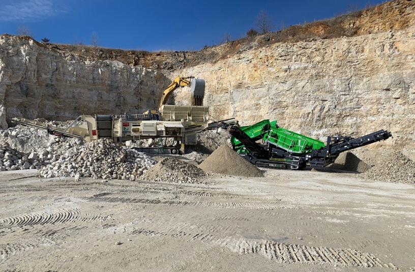 MDS International manufactures heavy duty and recycling trommels, apron feeders and conveyor systems (pictured left), a product range that complements other Terex brands such as EvoQuip (pictured right). <br> Image source: Terex Corporation; Terex MPS