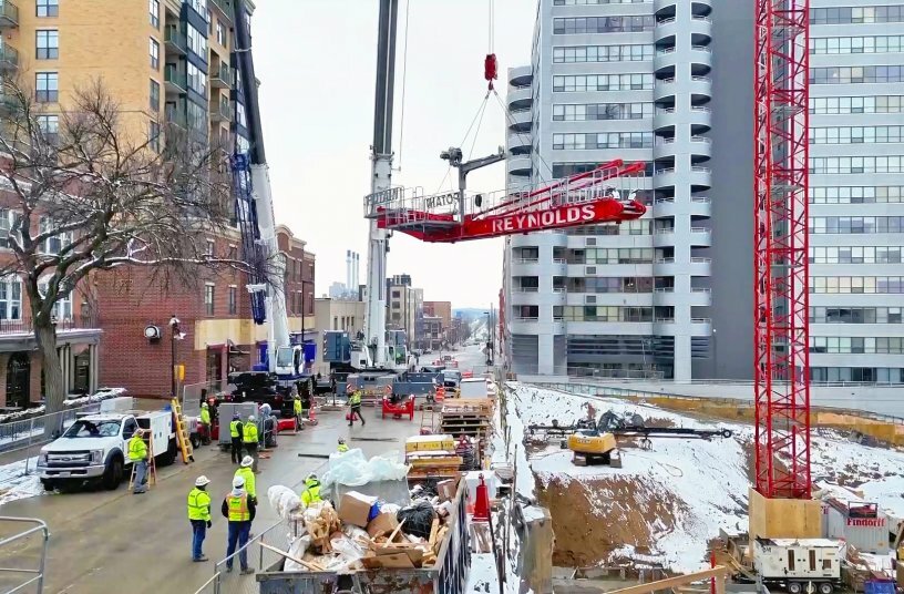 Potain tower cranes help transform Madison’s downtown skyline under an airport flight path<br>IMAGE SOURCE: MANITOWOC COMPANY, INC.