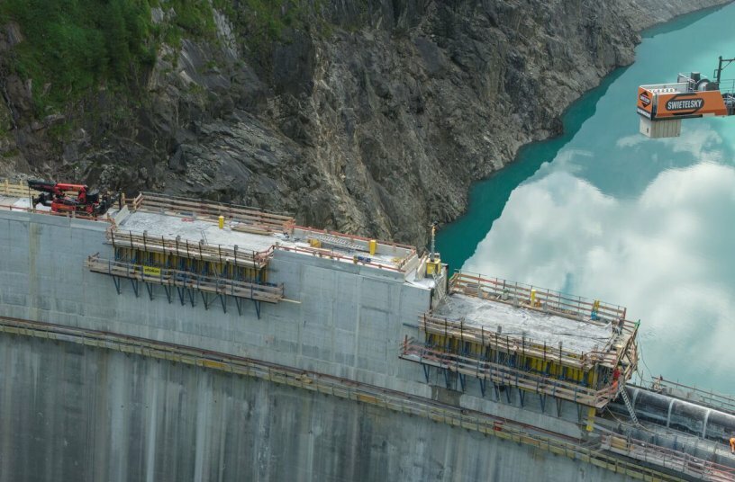 Using D22 dam formwork and complementary systems, Doka provides the solutions for precise concreting in high-alpine environments<br>IMAGE SOURCE: Doka