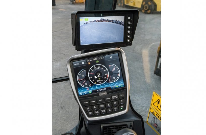 Radar cabin monitor <br> Image source: Hyundai Construction Equipment Europe