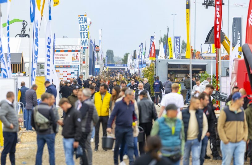 Die aktionsreichen Live-Demonstrationen, hohe Sortimentsbreite und Angebotstiefe sorgten für einen stabilen Besucherstrom bei der RATL <br>BILDQUELLE: Messe Karlsruhe/JürgenRösner