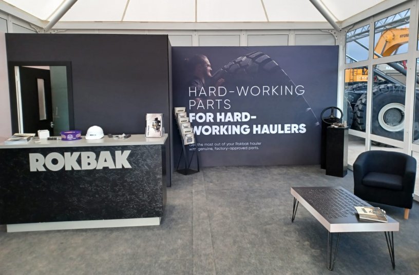 Inside the Rokbak pavilion at the Molson Group open day, where the dealer welcomed customers to discuss their needs. <br> Image source: Rokbak